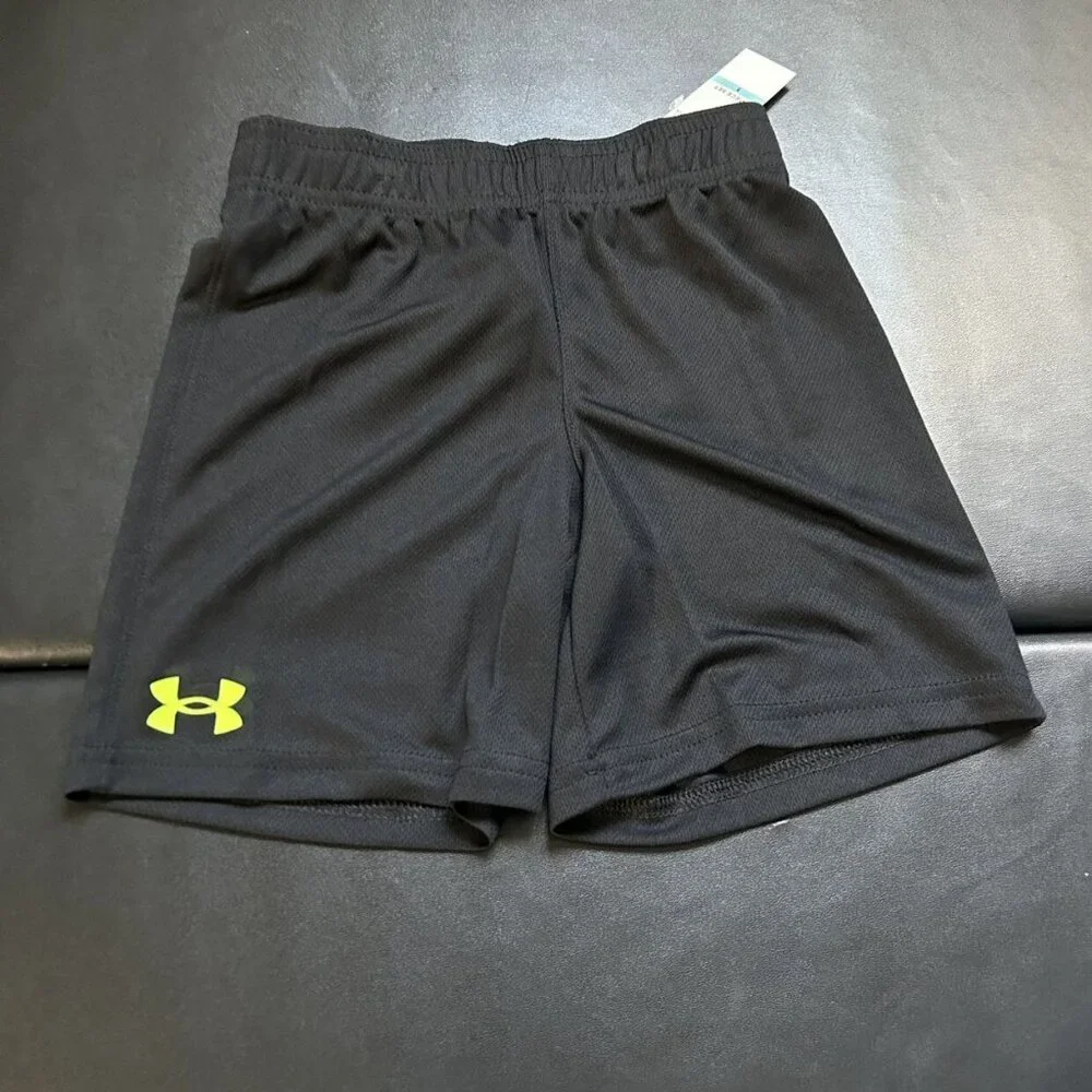 NWT Under Armour Athletic Set Boys Size 7